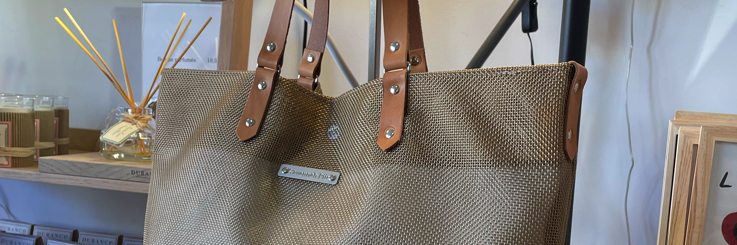 Créations en cuir de Sandrine Schlup, S'avannah Piu à Nîmes